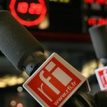 «Radio France Internationale»: ხმაური ბოტანიკური ბაღის ირგვლივ; „რევოლუციონერები“ და მათი მოკავშირეები; „აბრამსები“ „ვლადიმირების“ წინააღმდეგ