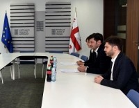 კახა კალაძე თეა წულუკიანსა და „ღია მმართველობის პარტნიორობის“ საქართველოს სამდივნო წარმომადგენლებს შეხვდა