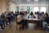 დავით ჩიკვაიძემ ადმინისტრაციულ ერთეულებში მერის წარმომადგენლებთან და საკრებულოს დეპუტატებთან შეხვედრა გამართა