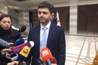 ირაკლი ხმალაძემ საკრებულოს დეპუტატებს 2018 წლის ბიუჯეტით გათვალისწინებული პროექტები და პროგრამები გააცნო