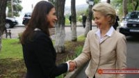 გერმანიის თავდაცვის მინისტრი საქართველოში თავდაცვის ინსტიტუციური აღმშენებლობის სკოლას ეწვია 