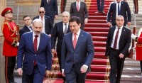 არჩილ თალაკვაძე სომხეთის პრემიერს შეხვდა
