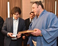 ლევან გორგაძეს (ტოჩინოშინი) პარლამენტში უმასპინძლეს