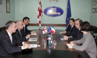 ვახტანგ ყოლბაია იტალიის საგანგებო და სრულუფლებიან ელჩ ანტონიო ენრიკო ბარტოლის შეხვდა