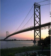 აშშ-სა და კანადის დამაკავშირებელ ხიდზე აფეთქების საფრთხე არსებობს