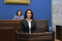  პარლამენტს მთავრობის ადამიანის უფლებათა დაცვის ყოველწლიური ანგარიში წარედგინა