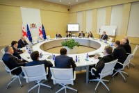 მთავრობის ადმინისტრაციაში ფაროსანასთან ბრძოლის სამთავრობო კომისიის სხდომა გაიმართა