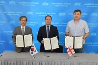 საქართველოს პარლამენტის აპარატსა და კორეის რესპუბლიკის საელჩოს შორის ხელშეკრულება გაფორმდა