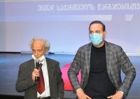 ნოდარ ტურძელაძე ვაკის რაიონში მცხოვრებ პენსიონრებს შეხვდა