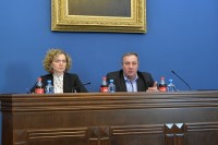 კომიტეტების გაერთიანებულ სხდომაზე დეპუტატებმა „საქართველოს 2018 წლის სახელმწიფო ბიუჯეტის შესახებ“ კანონპროექტს მხარი დაუჭირეს