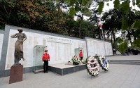 გიორგი მღებრიშვილმა საქართველოს ერთიანობისთვის ბრძოლაში დაღუპულ გმირთა მემორიალი გვირგვინით შეამკო