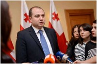 ირაკლი ჩიქოვანი:  მარნეულსა და ბოლნისში არ არსებობს პრობლემა სურსათის უზრუნველყოფის თვალსაზრისით,  ყველა ქსელური მაღაზია გამართულად მუშაობს 