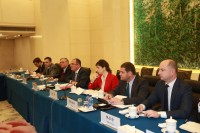 დიმიტრი ქუმსიშვილმა ჩინეთის ვაჭრობის მინისტრს მთავრობათაშორისი კომისიის სხდომის და ბიზნესფორუმის თბილისში ჩატარება შესთავაზა