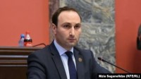 ანრი ოხანაშვილი: ჟურნალისტი რომელიც ამბობს, რომ მას სანდო წყაროზე დაყრდნობით, აქვს კონკრეტული ინფორმაციები და ამ ინფორმაციას გამოძიებას არ აწვდის - ეს სხვა არაფერია თუ არა პოლიტიკურ დღის წესრიგს მიყოლა