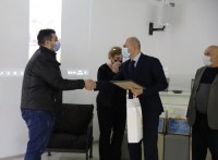 რუსლან აბაშიძემ აფხაზეთიდან დევნილი წარმატებული სპორტსმენები და სპორტის მუშაკები დააჯილდოვა