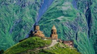 უცხოური მედია: მთები, ლაშქრობა და ღვინო - საქართველო ივლისში საერთაშორისო ტურიზმის გახსნას გეგმავს