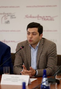 ზაზა გაბუნია ჟურნალისტებს შეხვდა 