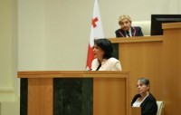 ზურაბიშვილი: სიმსივნით დაავადებულ ბავშვებსა და მათ მშობლებს საზღვარგარეთ გამგზავრება აღარ უნდა სჭირდებოდეთ 
