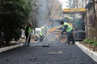 დაბა კაზრეთში შიდა გზების მოწყობის სამუშაოები მიმდინარეობს