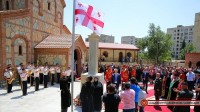  ლევან იზორიამ ვარკეთილში ახლადგებულ ეკლესიაში ომში დაღუპულ გმირთა მემორიალი გახსნა