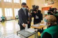 არჩილ თალაკვაძე: ხმა მივეცი პოლიტიკურ გუნდს, რომელსაც დემოკრატიული მართვა და ქვეყნის შემდგომი განვითარება შეუძლია