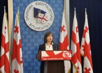 „ნაციონალური მოძრაობა“ „ქართულ ოცნებას“ უმცირესობის წევრებზე ზეწოლაში ადანაშაულებს 