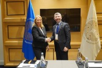 ნათია თურნავა იტალიის საგარეო საქმეთა და საერთაშორისო თანამშრომლობის სახელმწიფო მდივნის მოადგილე მოადგილე ივან სკალფაროტის შეხვდა  ნათია თურნავა იტალიის საგარეო საქმეთა და საერთაშორისო თანამშრომლობის სახელმწიფო მდივნის მოადგილე მოადგილე ივან სკალფაროტის შეხვდა