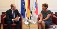 საგარეო საქმეთა მინისტრი ფედერაციასთან უსაფრთხოებისა და ევროპულ საკითხებში ჰესენის სახელმწიფო მინისტრს შეხვდა