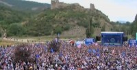 ივანიშვილის თქმით, დევნილი მოსახლეობა ხელისუფლების მოწყალებაზე დამოკიდებული აღარ იქნება