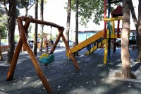 ნაძალადევის რაიონში საბავშვო გასართობი მოედნების მოწყობა მიმდინარეობს