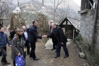 ზურაბ პატარაძემ სოციალურად დაუცველ ოჯახებს დამდეგი ახალი წელი მიულოცა
