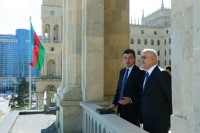 გიორგი გახარია ბაქოში აზერბაიჯანის ეკონომიკის მინისტრს შაჰინ მუსტაფაევს შეხვდა