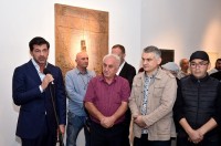 კახა კალაძე ვეტერანებს და აფხაზეთიდან დევნილ მხატვრებს შეხვდა