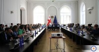 ლაშა დარსალია გუგუტიანთკარში ხელოვნური ბარიერების აღმართვის საკითხზე თბილისში აკრედიტებულ დიპლომატიურ კორპუსს შეხვდა
