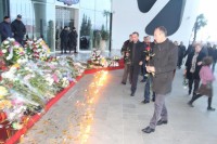 ხულოს მუნიციპალიტეტის ადგილობრივი ხელისუფლების წარმომადგენლებმა ტრაგედიის ადგილი ყვავილებით შეამკეს