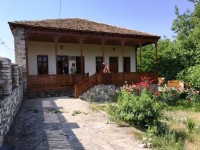 კასპის მუნიციპალიტეტის მერის მოადგილემ გენერალ გიორგი მაზნიაშვილის სახლ-მუზეუმში ჩატარებული   სარეაბილიტაციო  სამუშაოები დაათვალიერა