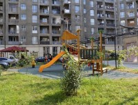 პეტრე იბერის ქუჩაზე სკვერი განახლდა პეტრე იბერის ქუჩაზე სკვერი განახლდა