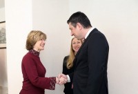 USAID-ის ადმინისტრატორის მოადგილე ბონი გლიკი პრემიერ-მინისტრ გიორგი გახარიასთან შეხვედრას "ტვიტერში" ეხმაურება