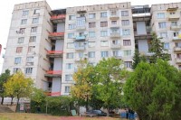 გლდანის მერვე მიკრორაიონის N23 კორპუსში ავარიული აივნების გამაგრება მიმდინარეობს გლდანის მერვე მიკრორაიონის N23 კორპუსში ავარიული აივნების გამაგრება მიმდინარეობს