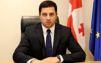 არჩილ თალაკვაძე: ოკუპაციასთან ბრძოლას გულზე მჯიღის ცემისა და აგრესიული ფსევდო-პატრიოტიზმის ნაცვლად, პრაგმატული და პასუხისმგებლიანი პოლიტიკა სჭირდება არჩილ თალაკვაძე: ოკუპაციასთან ბრძოლას გულზე მჯიღის ცემისა და აგრესიული ფსევდო-პატრიოტიზმის ნაცვლად, პრაგმატული და პასუხისმგებლიანი პოლიტიკა სჭირდება