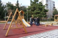 პეტრიწის ქუჩაზე სკვერი მოეწყო