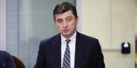 29 მაისიდან მუნიციპალური ტრანსპორტი ამუშავდება, 1-ლი ივნისიდან - ყველა სახის ღია მაღაზია, მოლები, ღია და დახურული ბაზრობები და ღია სივრცის მქონე რესტორნები, 8 ივნისიდან გაიხსნება ყველა სახის მომსახურება რესტორნებში, აგრეთვე, სასტუმროები 