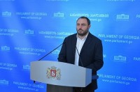 დეპუტატთა ჯგუფი პარლამენტში ეკონომიკისა და მდგრადი განვითარების მინისტრის და „ჯორჯიან მანგანეზის“ დროებითი მმართველის მისვლას ითხოვს