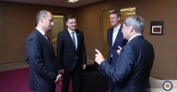 საგარეო საქმეთა მინისტრი ფრანკფურტის ბიზნეს წრეების წარმომადგენლებს შეხვდა