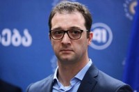 დავით სონღულაშვილი: ვულოცავ ყველა იმ ოჯახს, რომელიც დიდი ხნის განმავლობაში სახლს ელოდება, ახლა კი შესაძლებლობა მიეცა ახალი საცხოვრებელი მიიღოს, თანაც ახლო მომავალში დავით სონღულაშვილი: ვულოცავ ყველა იმ ოჯახს, რომელიც დიდი ხნის განმავლობაში სახლს ელოდება, ახლა კი შესაძლებლობა მიეცა ახალი საცხოვრებელი მიიღოს, თანაც ახლო მომავალში