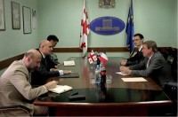 რუსლან აბაშიძე საფრანგეთის რესპუბლიკის ელჩს შეხვდა