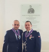 შინაგან საქმეთა სამინისტროს პოლიციის ატაშე პოლონეთის პოლიციის პროფესიული კავშირის თამჯდომარემ განსაკუთრებული დამსახურებისთვის დააჯილდოვა