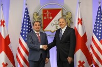 დიმიტრი ქუმსიშვილი იან კელის შეხვდა