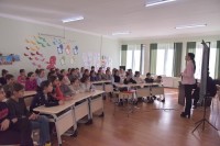 კომუნიკაციების კომისიამ მოსწავლეებს ინტერნეტის უსაფრთხოდ გამოყენების შესახებ ტრენინგი ჩაუტარა