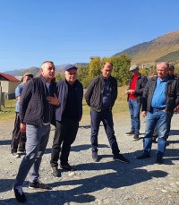 გოჩა ენუქიძე მესტიაში მულახის თემის სოფლების მაცხოვრებლებს შევხვდა